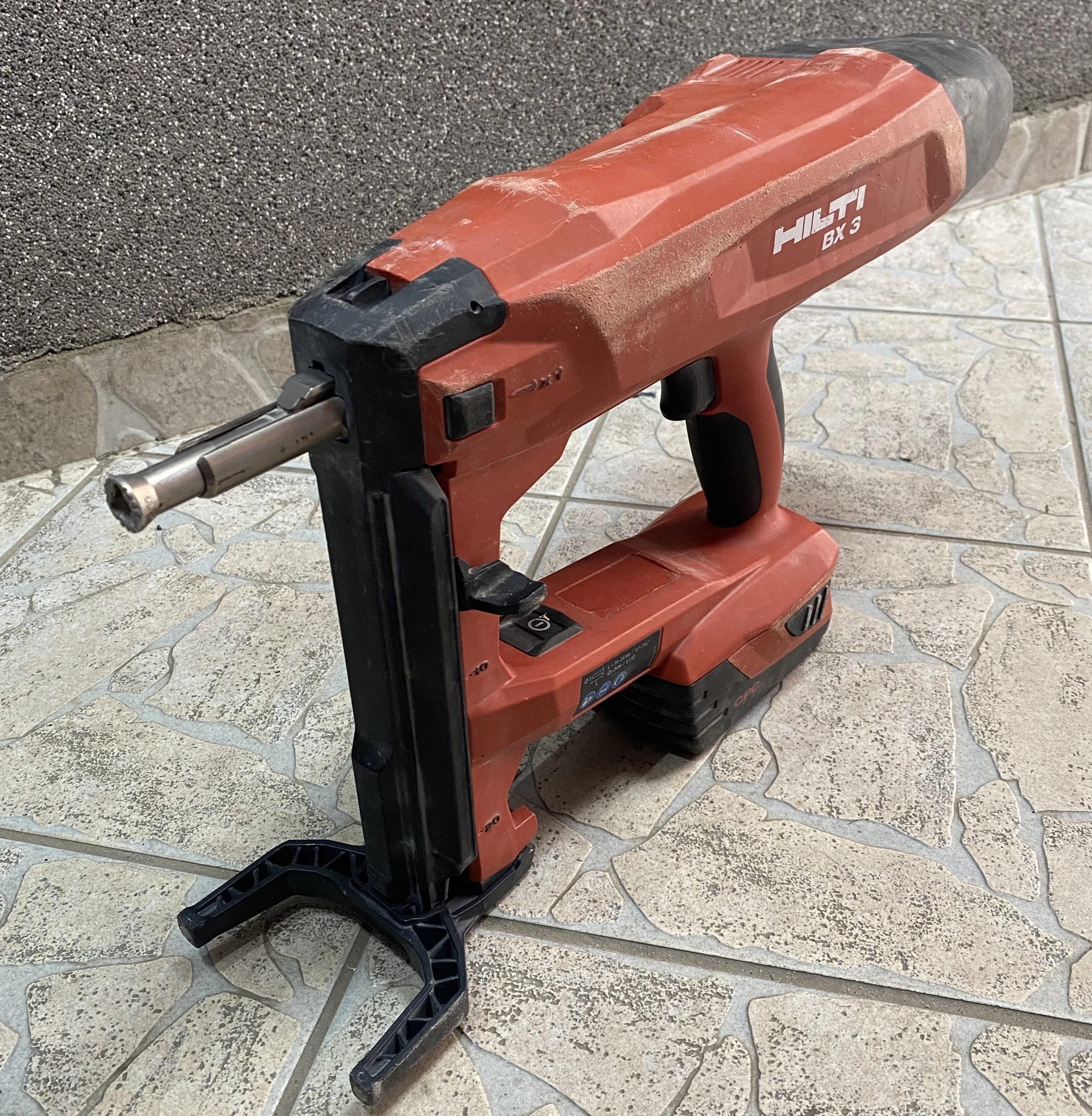 osadzak-hilti-bx3-stan-uzywany