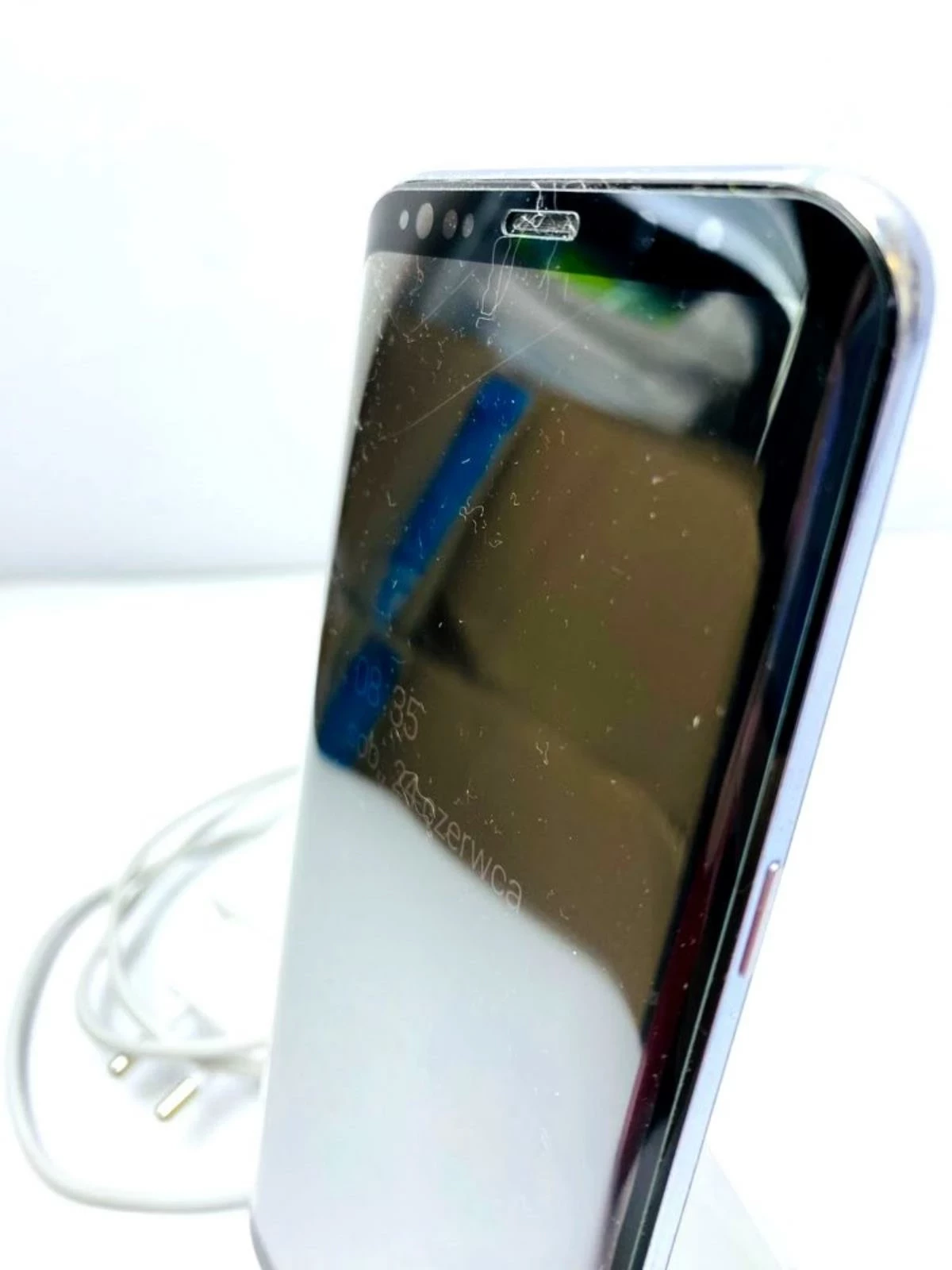 telefon-samsung-galxy-s8-ladowarka-etui-popek-system-operacyjny-android