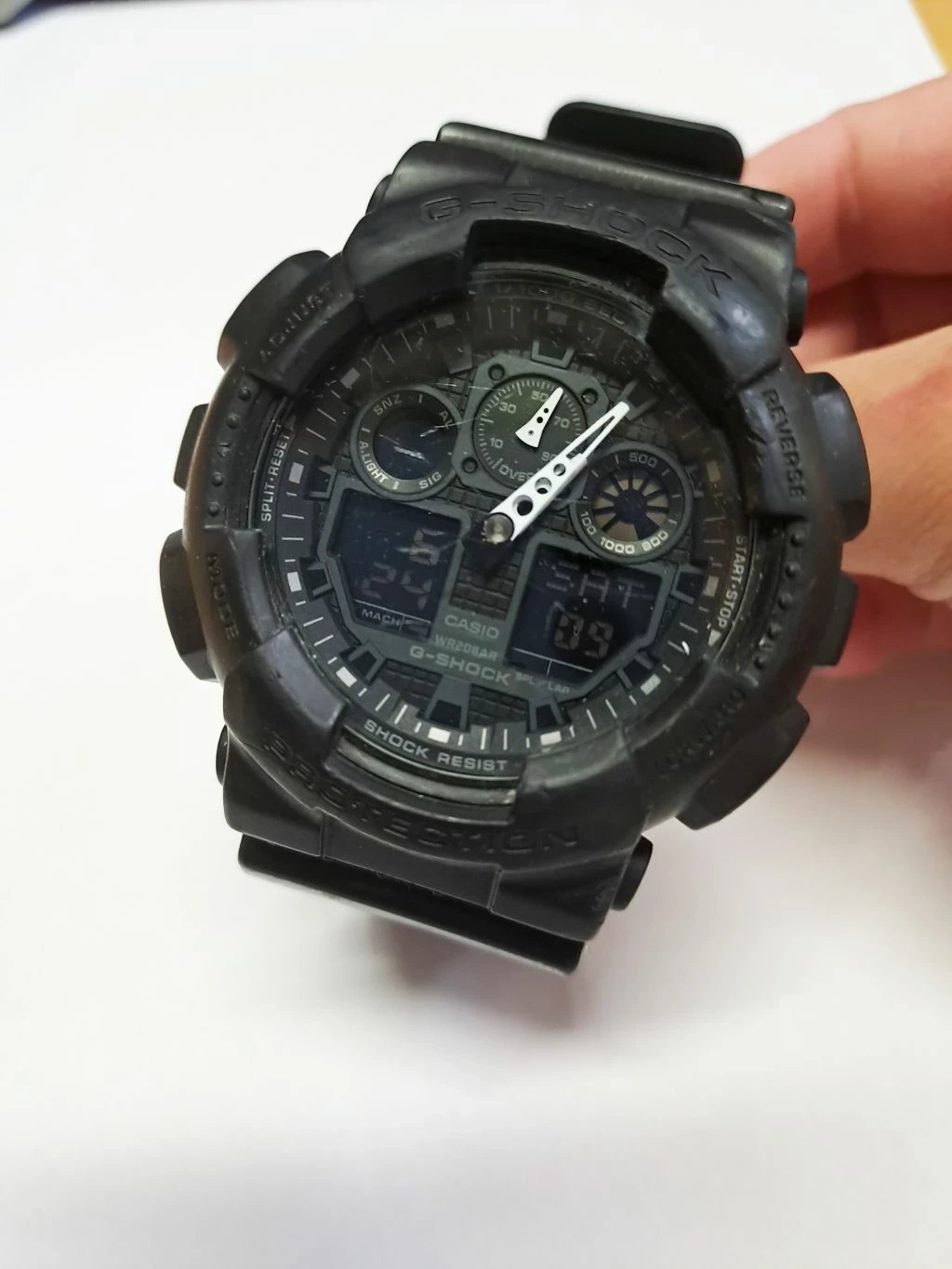 zegarek-meski-casio-g-shock-ga-100-5081-funkcje-budzik