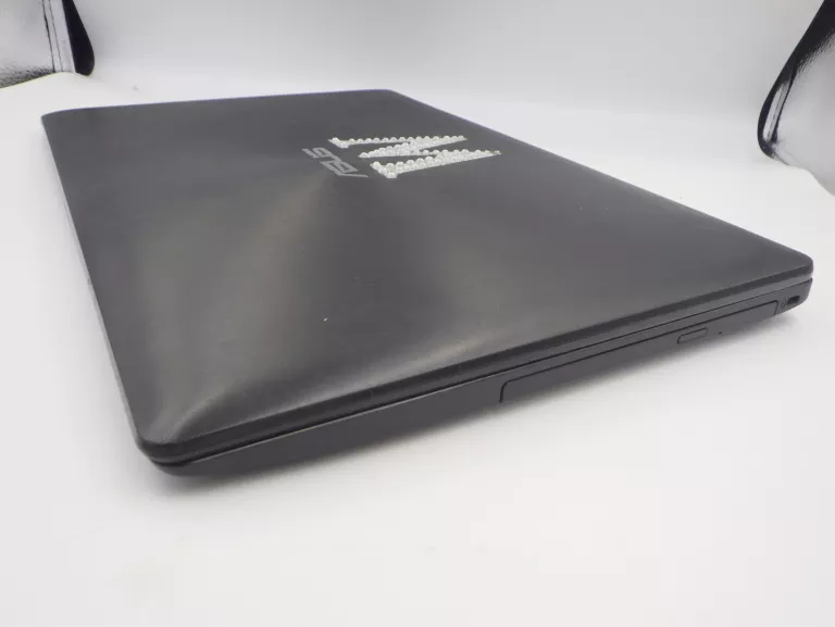 LAPTOP ASUS R515M + ŁAD
