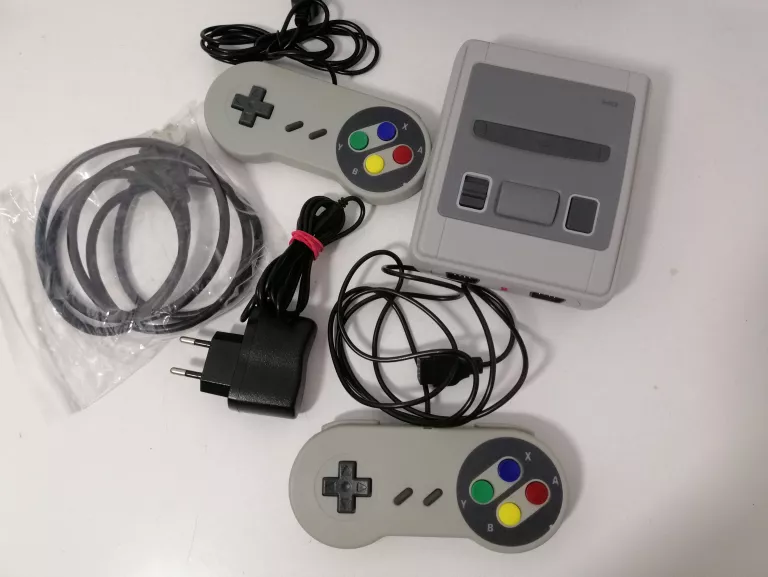 KONSOLA SUPER MINI SFC HDMI PEGASUS NES 621