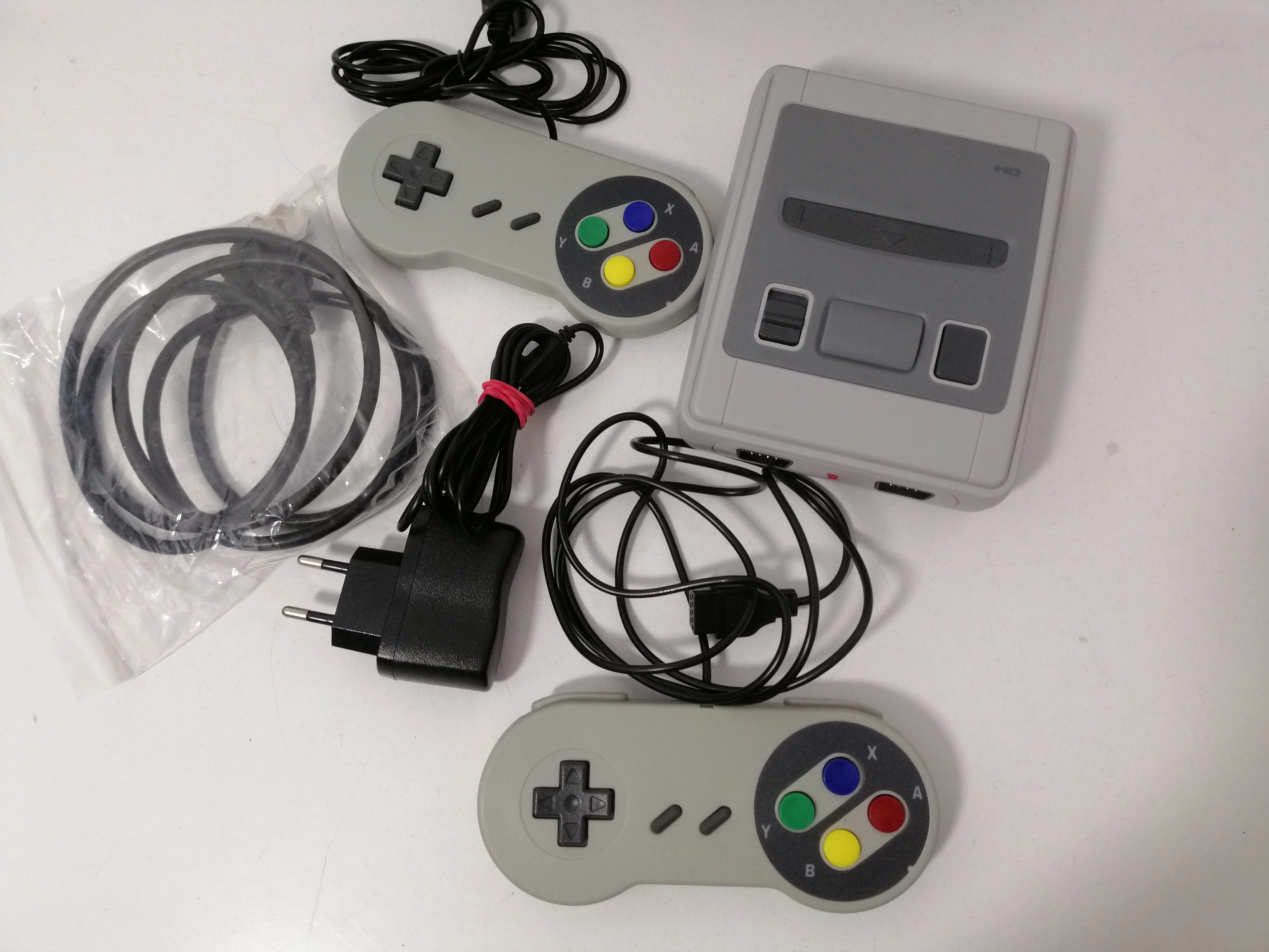 konsola-super-mini-sfc-hdmi-pegasus-nes-621-stan-11323-2