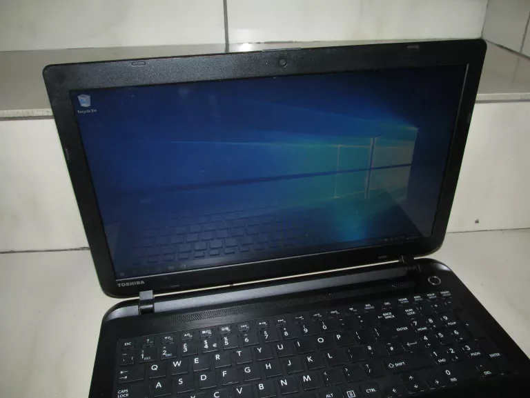 LAPTOP TOSHIBA SATELLITE C50D-B-120