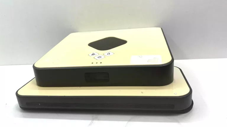 ROBOT SPRZĄTAJĄCY IROBOT 320 ZASILACZ @SŁABY AKUMULATOR