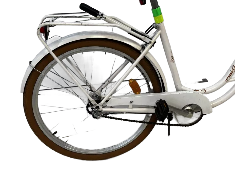 rower-damski-biala-damka-grand-rodzaj-przerzutki-brak