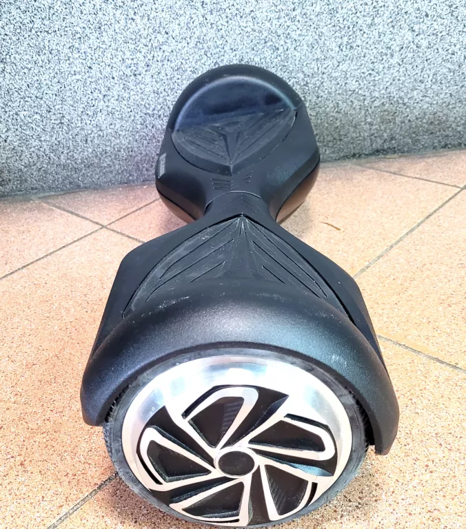 HOVERBOARD CRUISER
