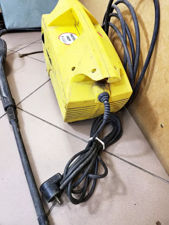 MYJKA CIŚNIENIOWA KARCHER 411 A 1.7KW 110 BAR