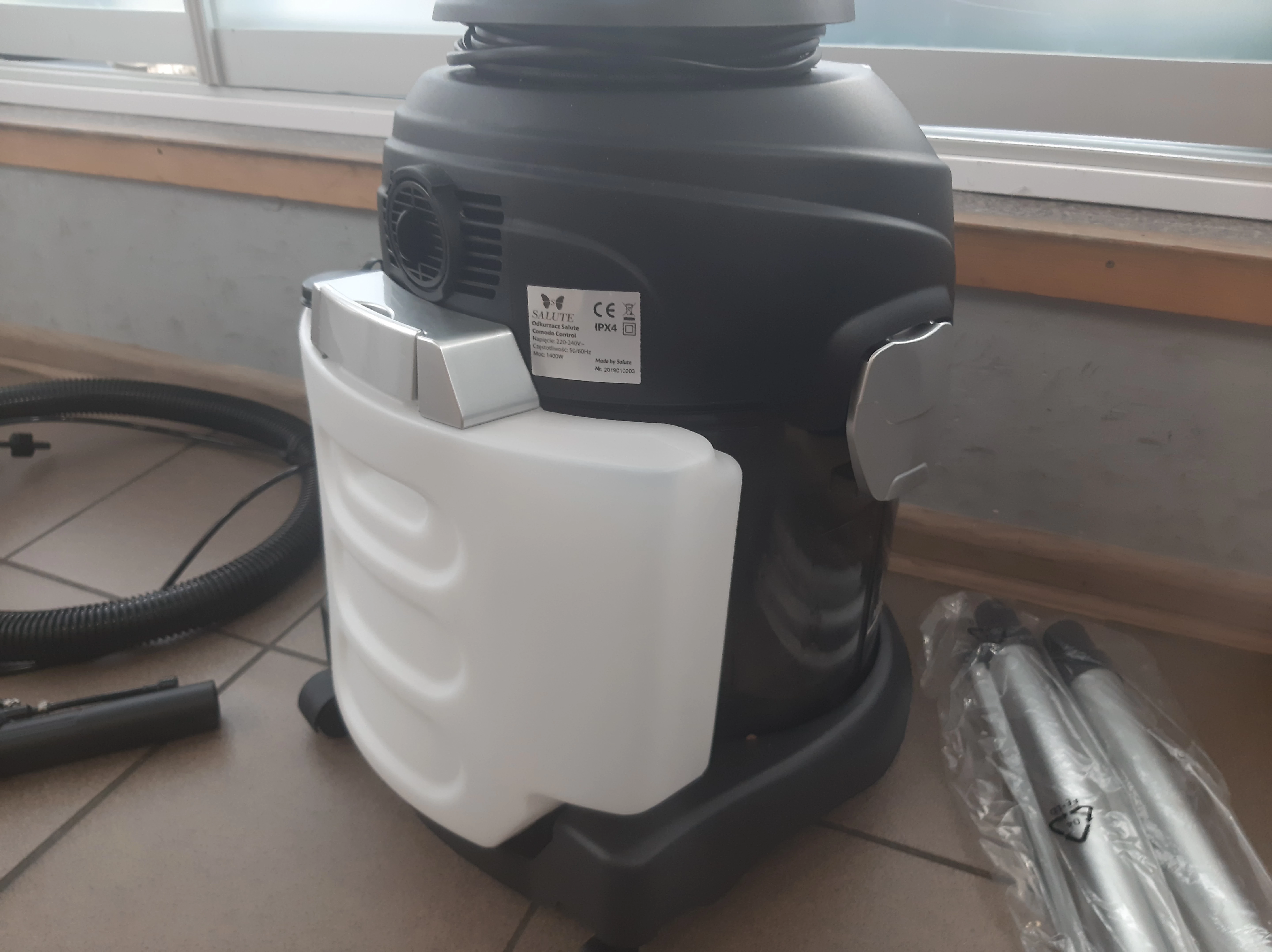 odkurzacz-pioracy-salute-comodo-control-kod-producenta-comodo