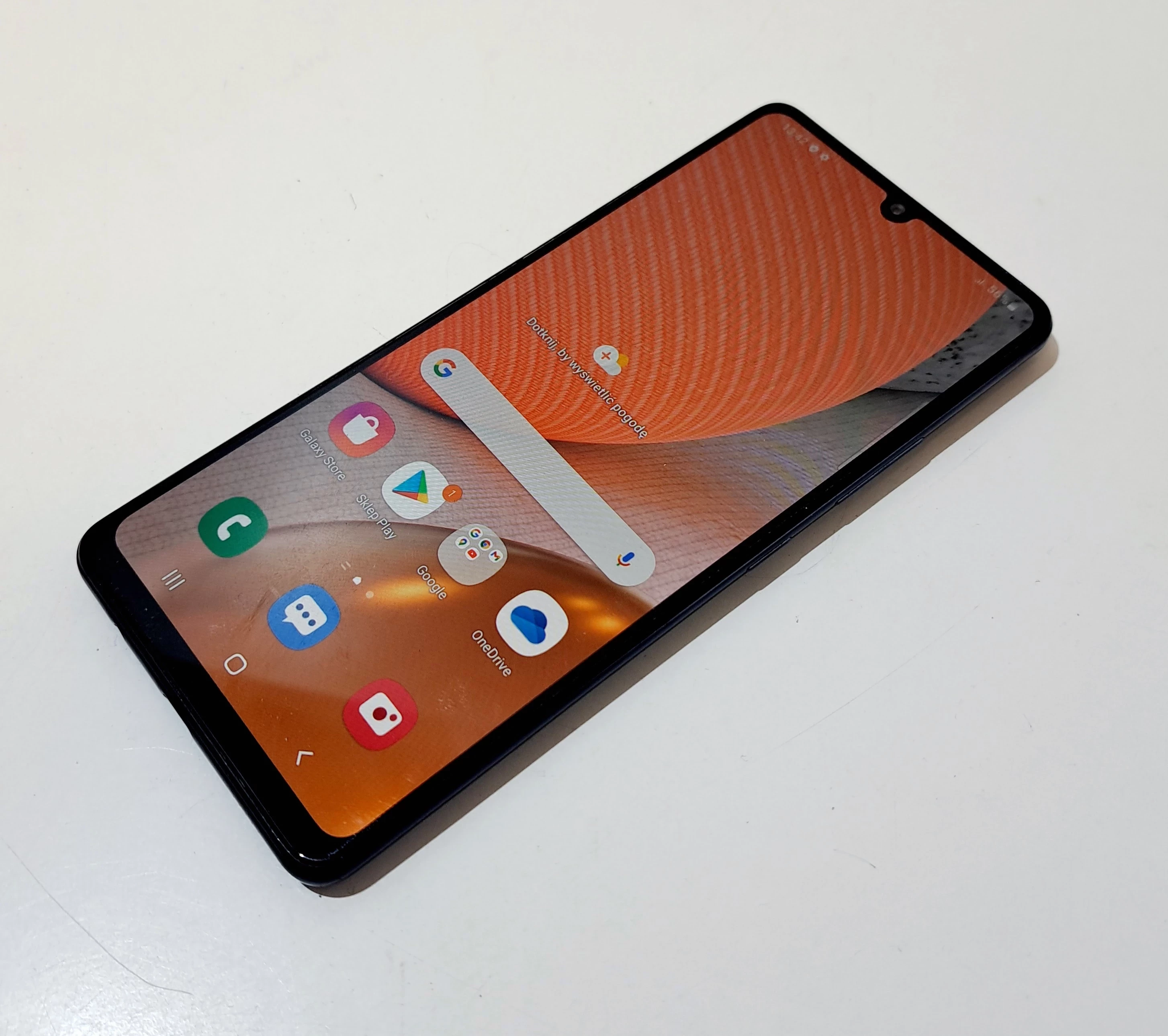 telefon-samsung-galaxy-a42-5g-opis-typ-smartfon