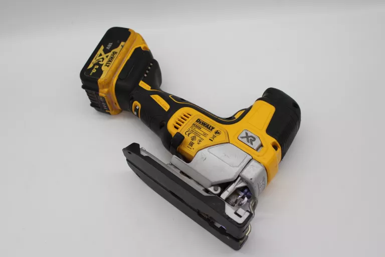 WYRZYNARKA DEWALT DCS335 + AKU 5.0AH 18V
