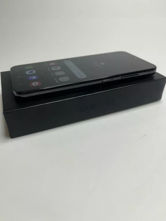 TELEFON SAMSUNG GALAXY S23 8/256 GB. IDEALNY STAN