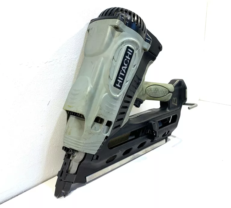 gwozdziarka-gazowa-akumulatorowa-hitachi-nr90gc2-wp-167-slubice