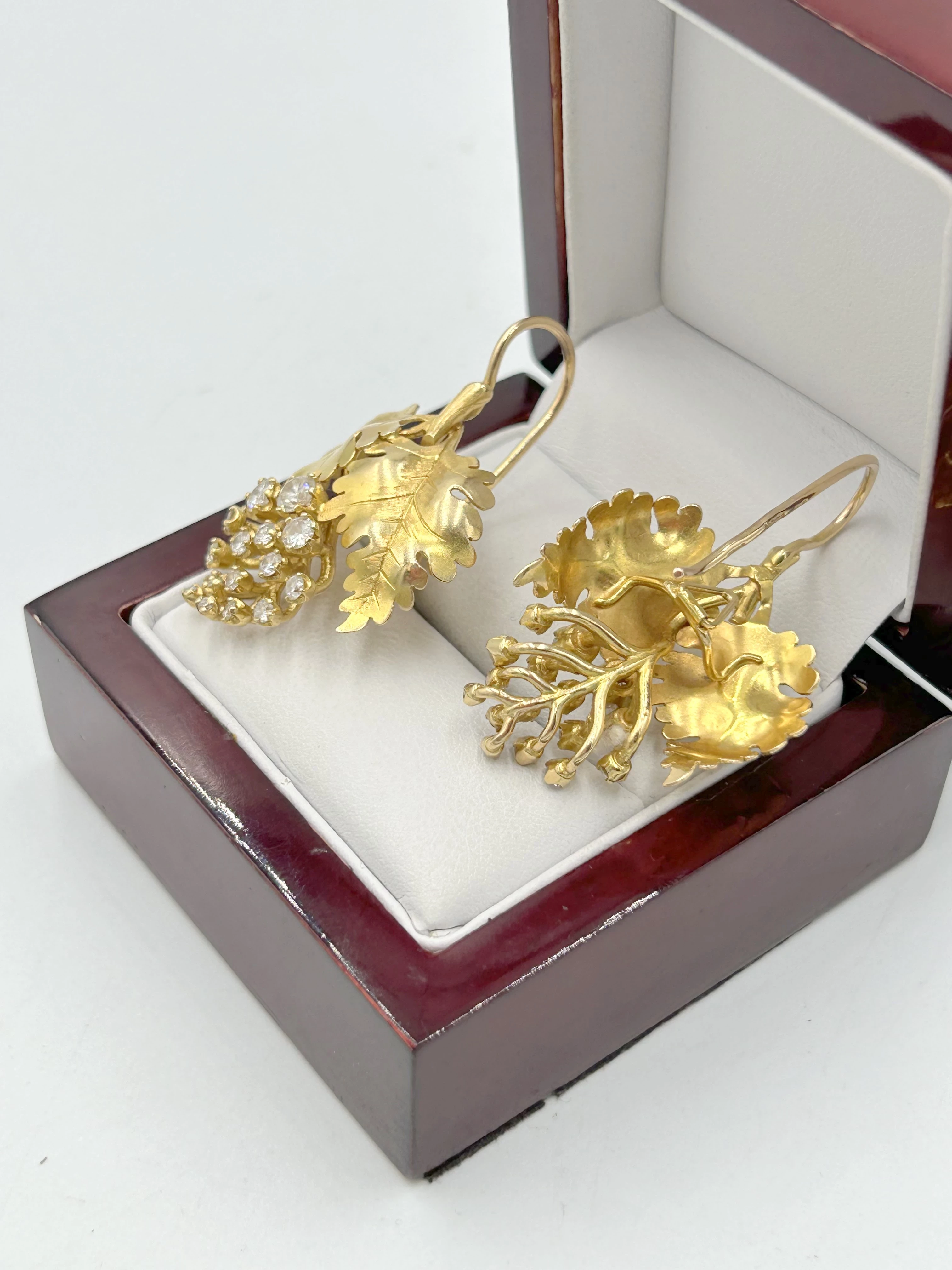 zlote-kolczyki-z-brylantami-190ct-750-1407g-material-zloto