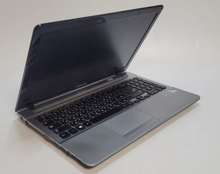LAPTOP SAMSUNG NP270E5E