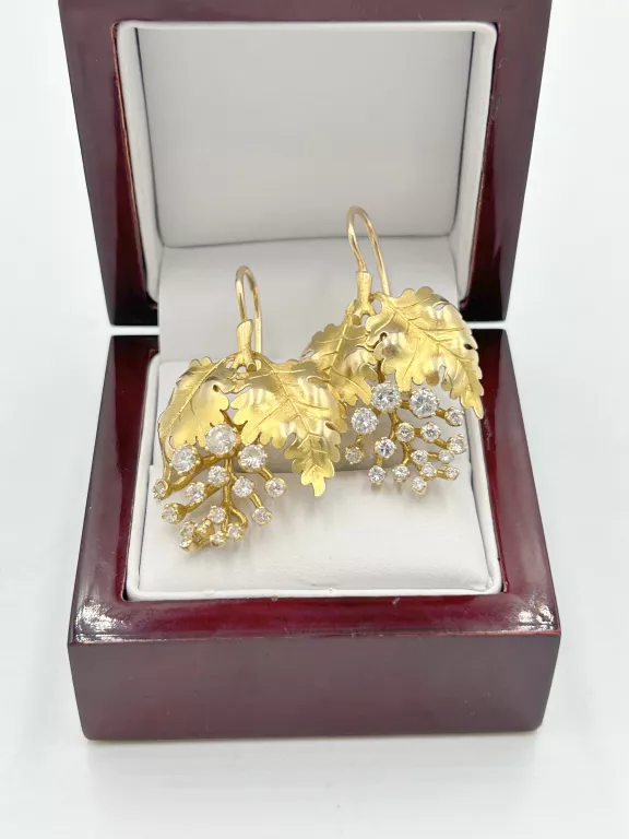 zlote-kolczyki-z-brylantami-190ct-750-1407g-motyw-listek