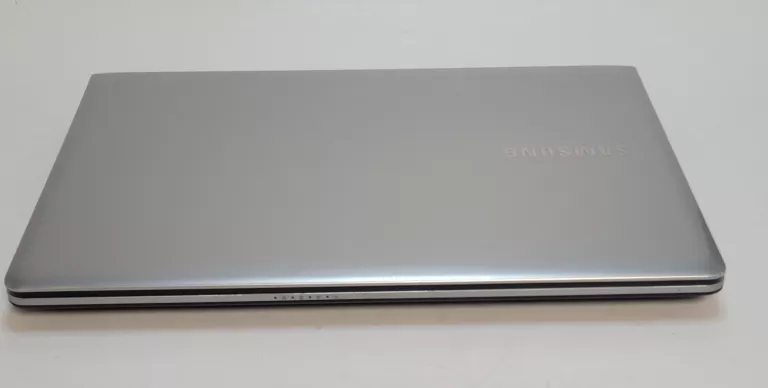LAPTOP SAMSUNG NP270E5E