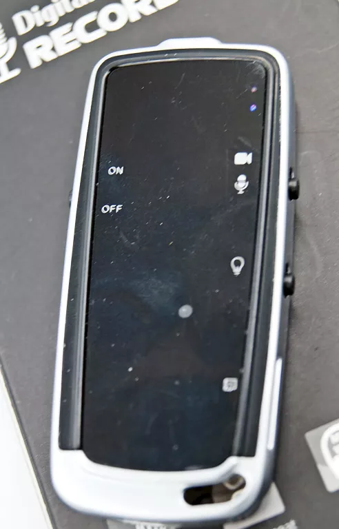 DIGITAL VOICE RECORDER UKRYTA KAMERKA/DYKTAFON