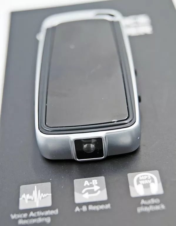 DIGITAL VOICE RECORDER UKRYTA KAMERKA/DYKTAFON