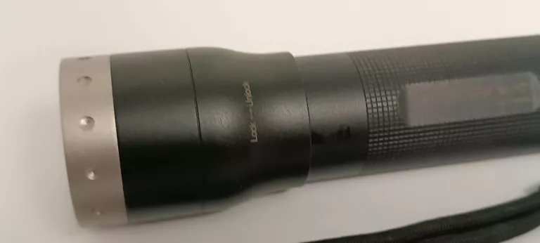 LATARKA LED LENSER M7