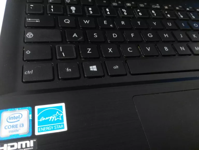 LAPTOP ASUS P2530U ( Z HASŁEM) USZK.