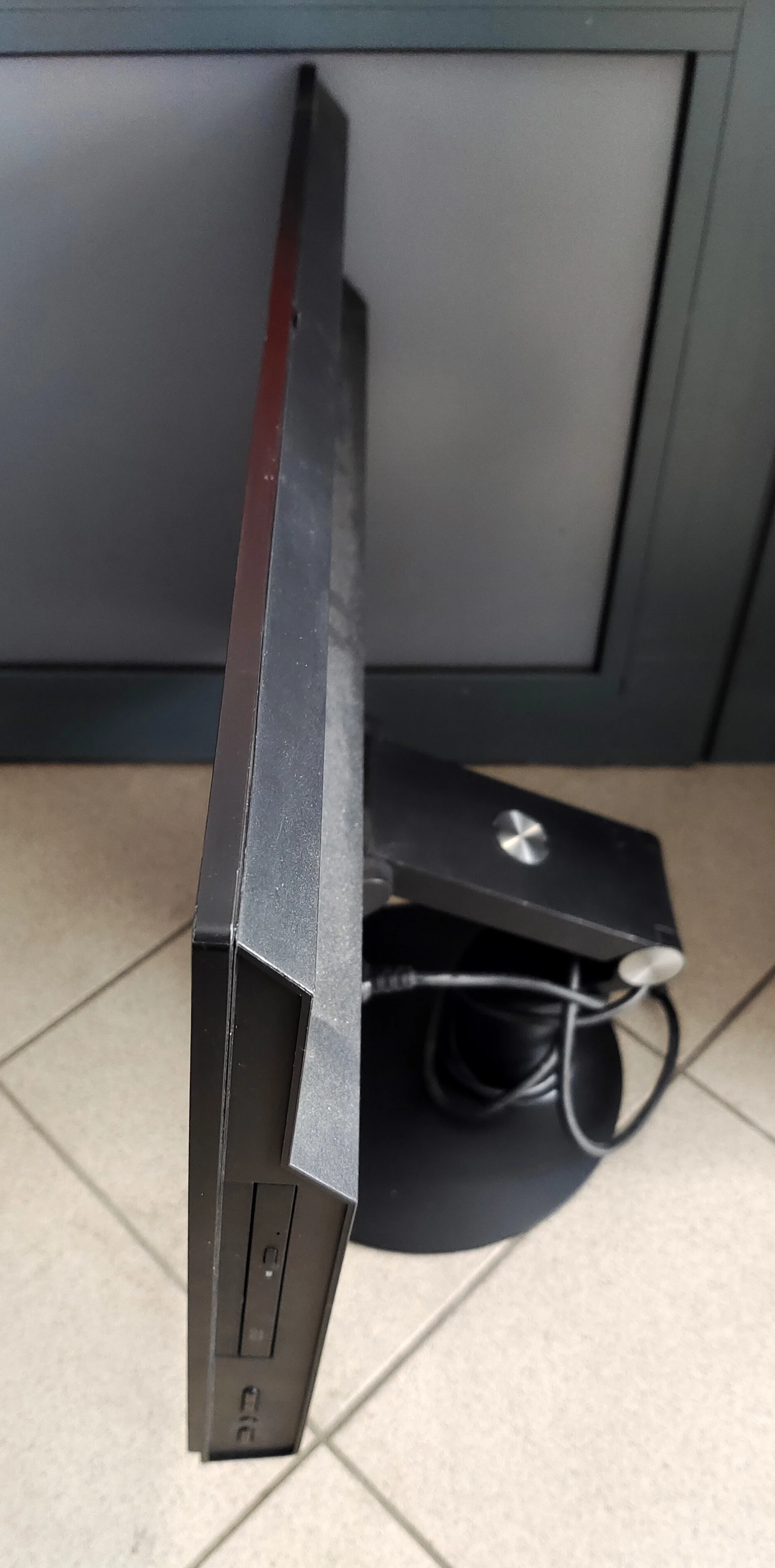 lenovo-thinkcentre-m810z-i5-win10-pro-8gb128gb-liczba-rdzeni-procesora-4