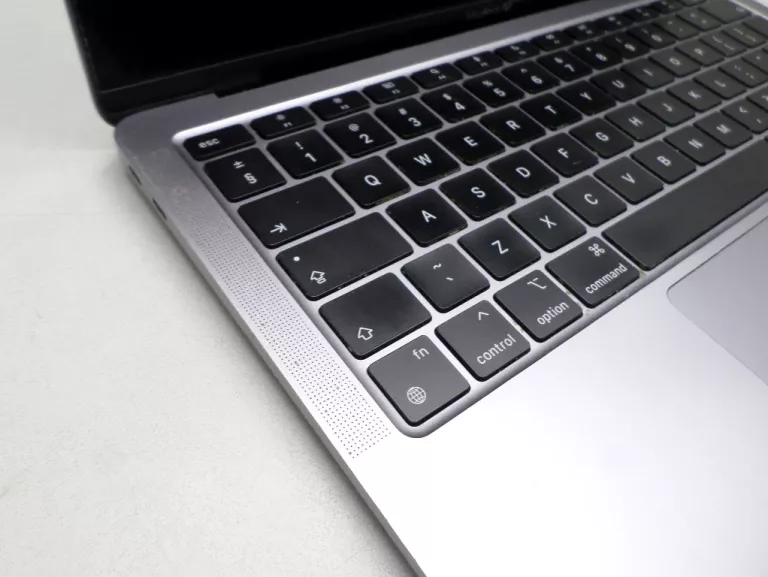 LAPTOP APPLE A2337 M1 8GB/ 256GB