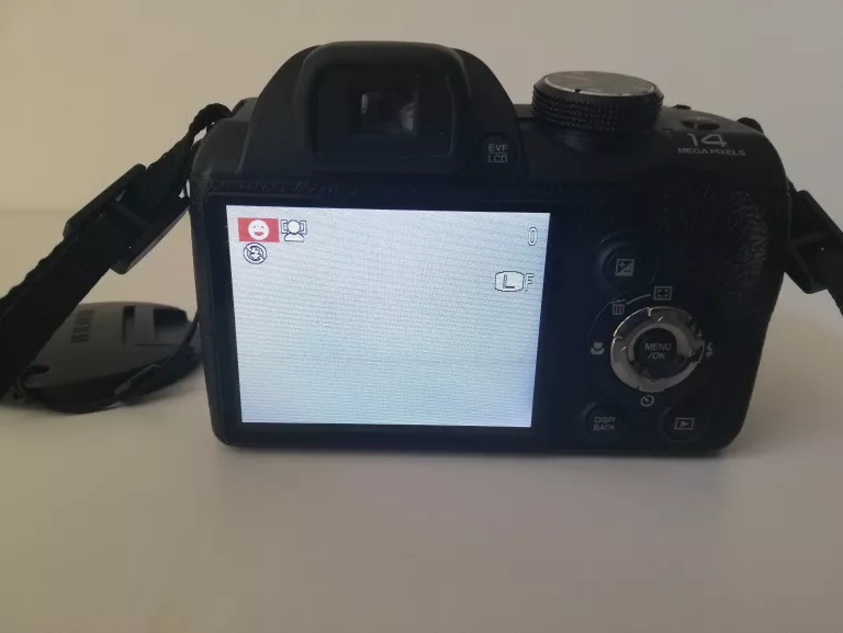 APARAT FINEPIX S4200