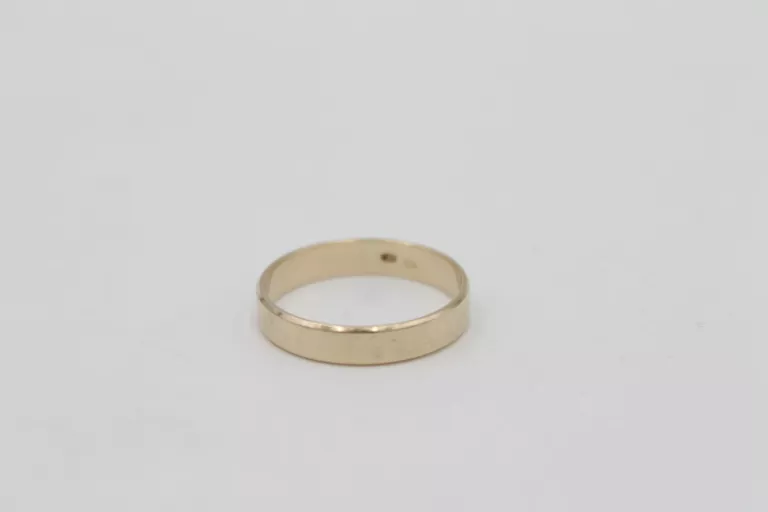 klasyczna-obraczka-585-r-21-material-zolte-zloto