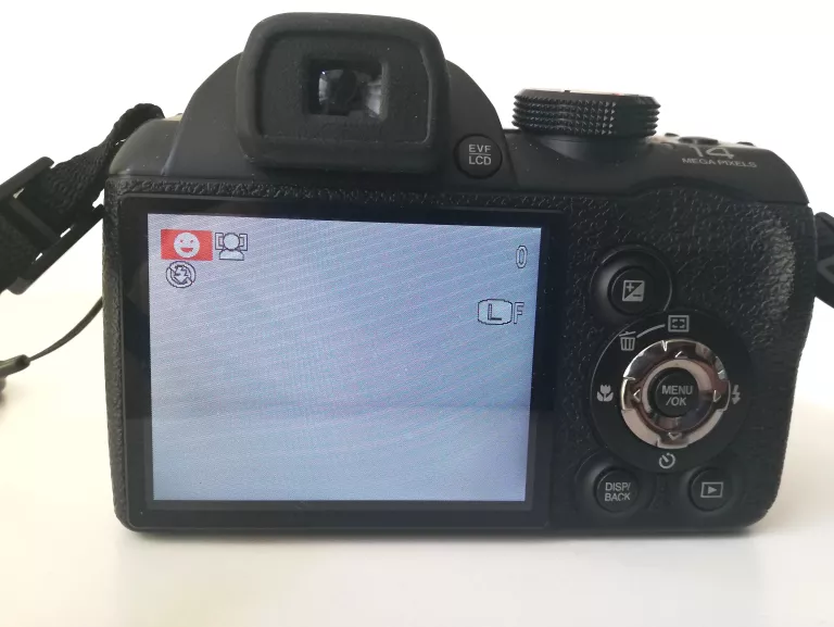 APARAT FINEPIX S4200