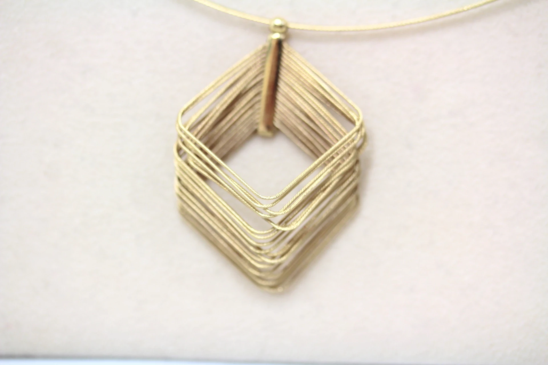 zlota-kolia-apart-p585-w739g-r43cm-marka-bez-marki