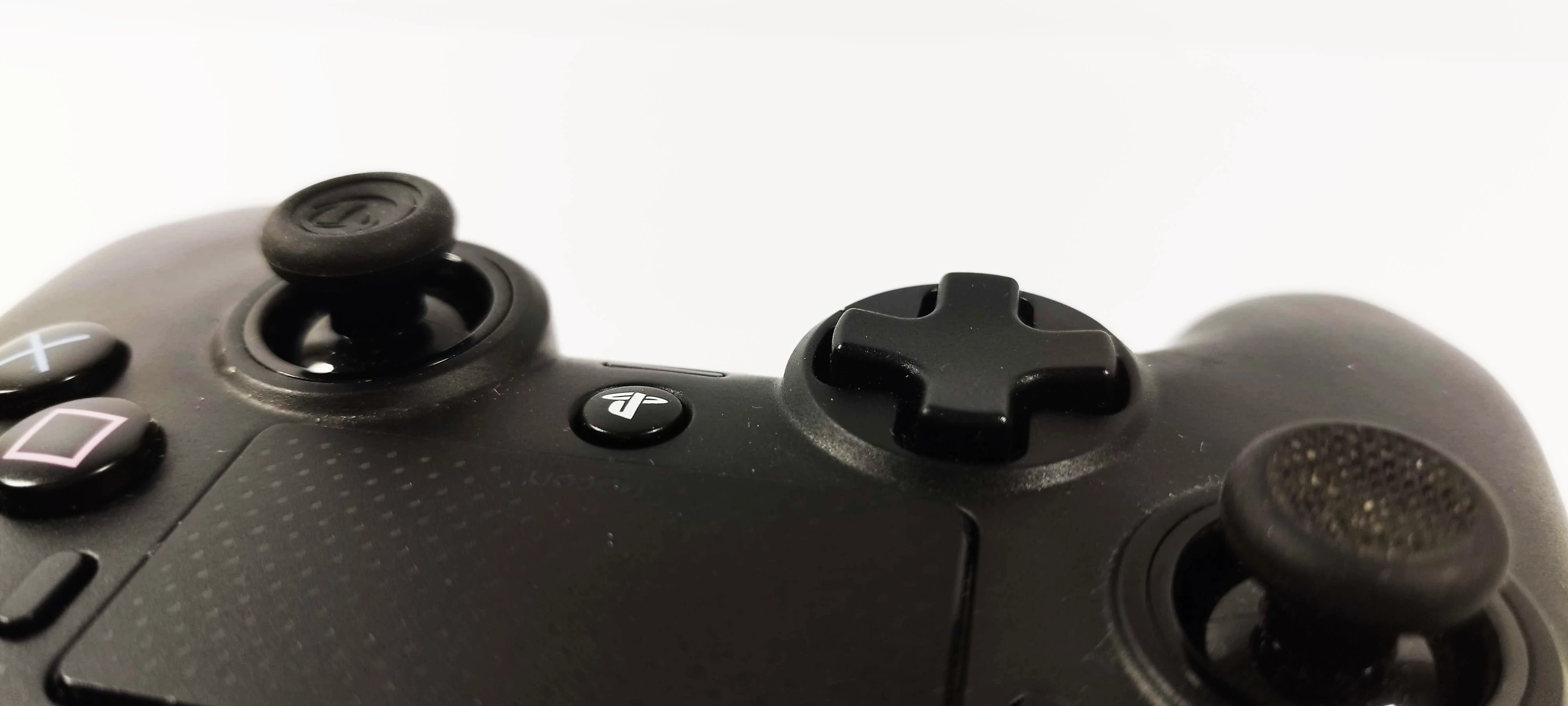 pad-do-ps4-nacon-bb4487-kod-producenta-ps4ofpadwlblack