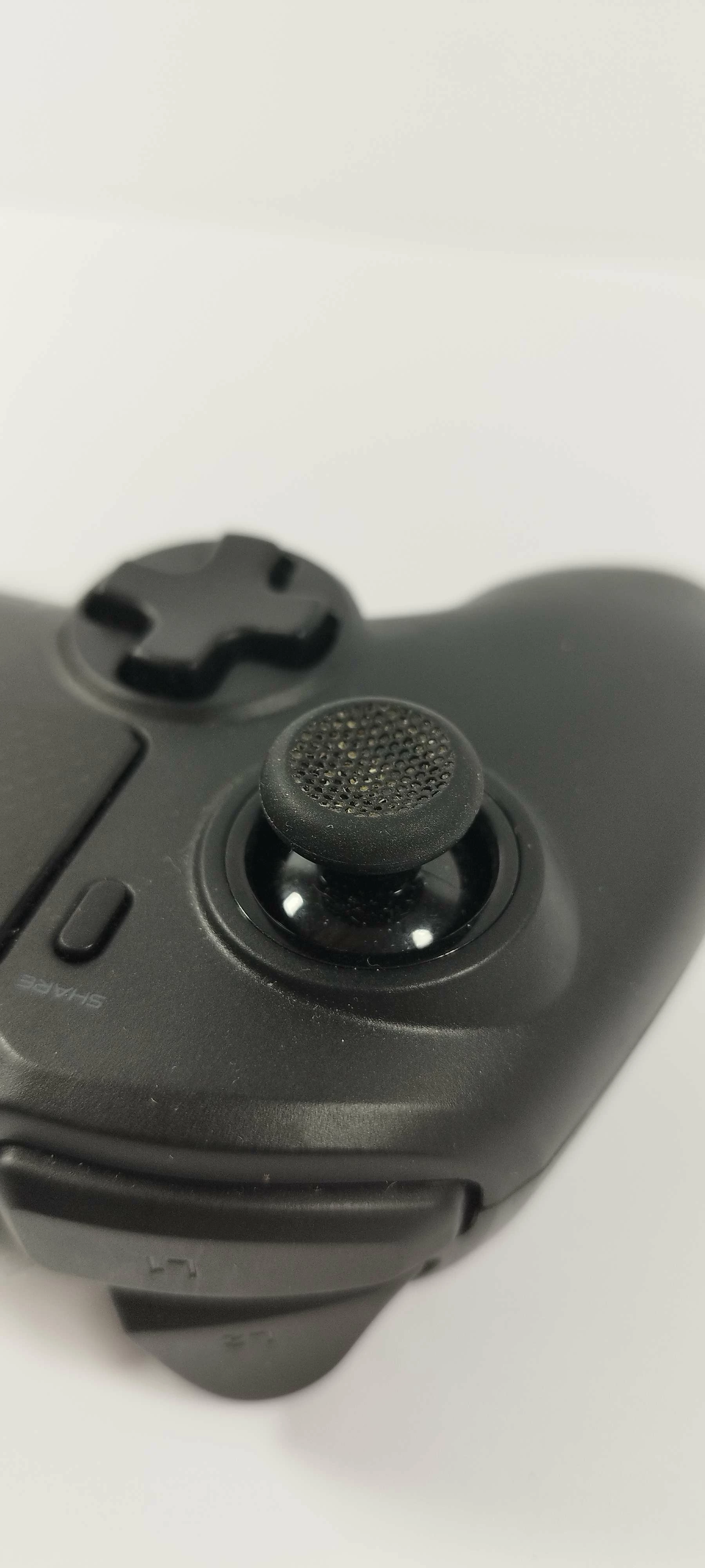 pad-do-ps4-nacon-bb4487-pochodzenie-zamiennik