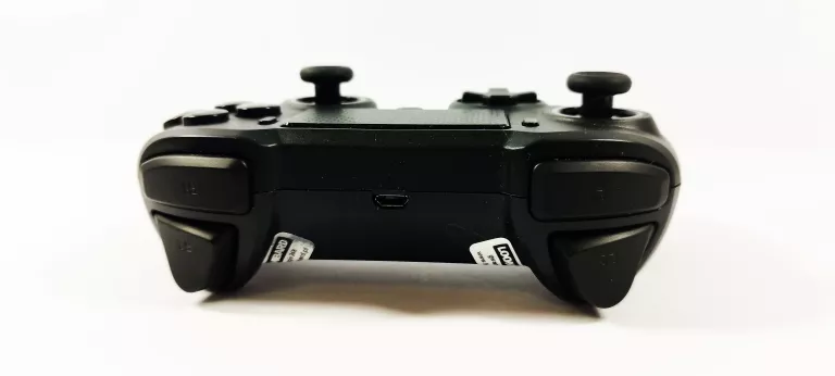 pad-do-ps4-nacon-bb4487-sposob-podlaczenia-bezprzewodowy