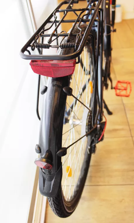 ROWER TREKKINGOWY HUSAR 28