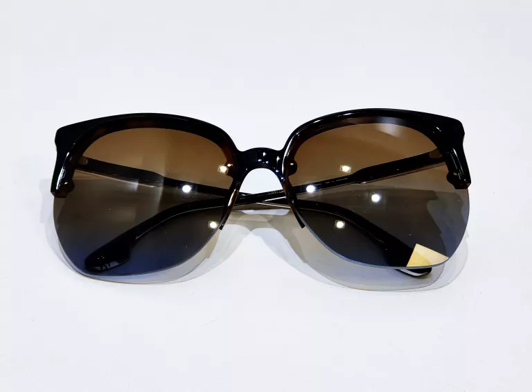 okulary-przeciwsloneczne-victoria-beckham-vb617s-marka-victoria-beckham