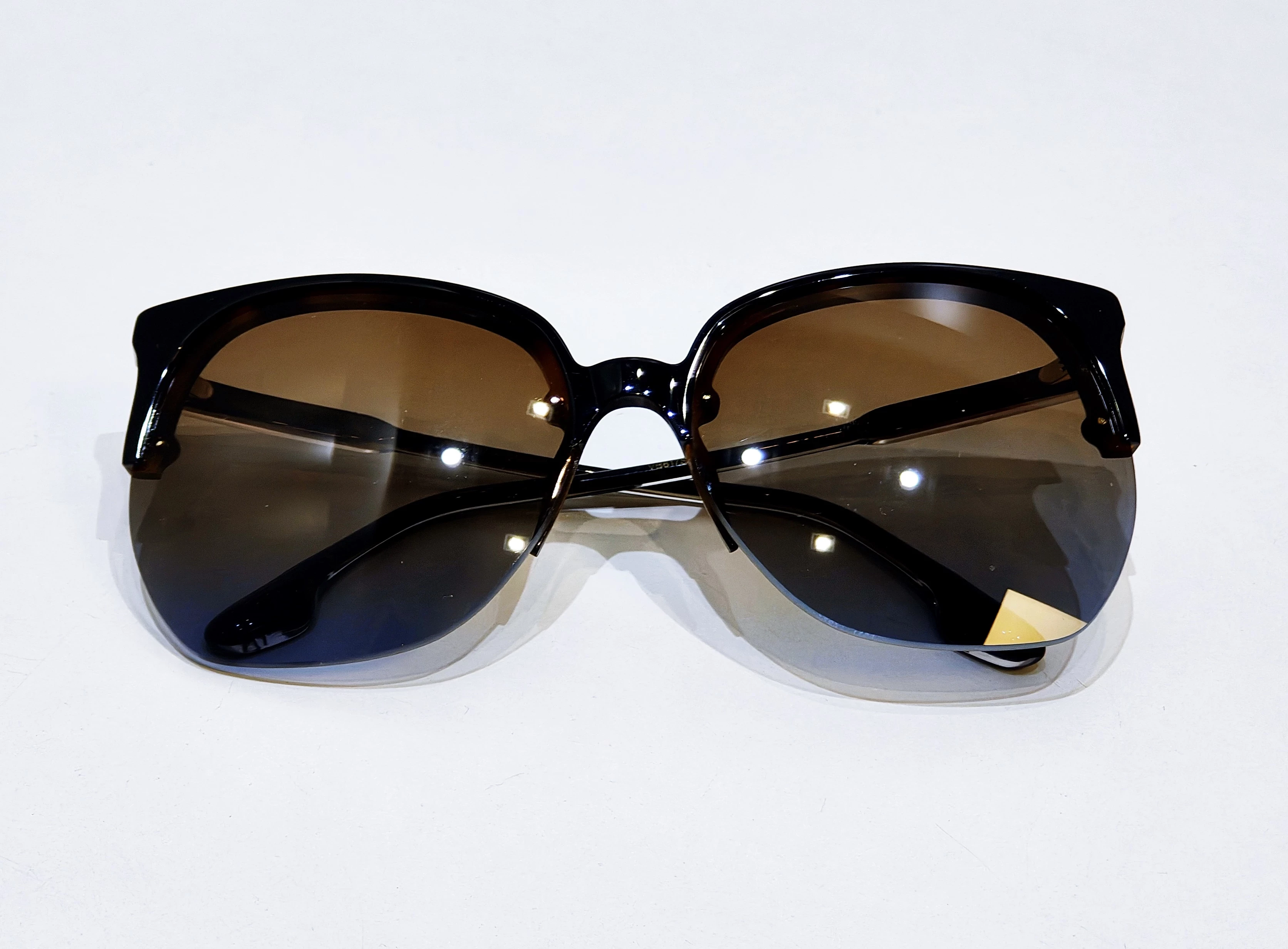 okulary-przeciwsloneczne-victoria-beckham-vb617s-marka-victoria-beckham