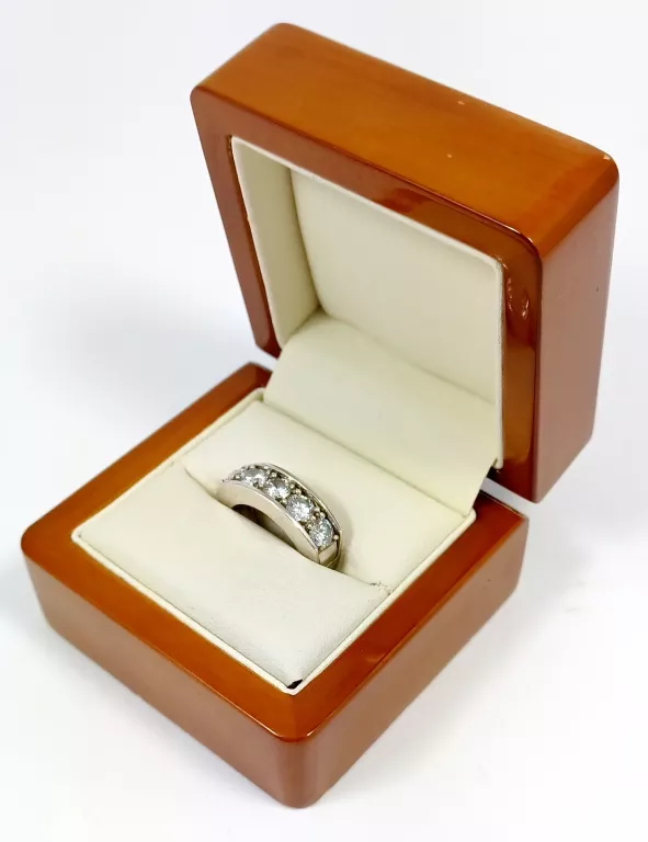 niespotykany-srebrny-pierscionek-633g-p925-r11-ean-gtin-4370877713102