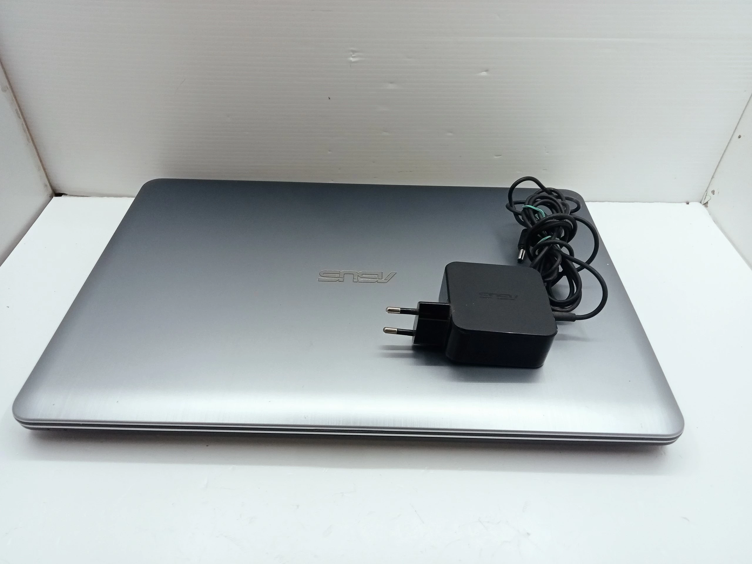 laptop-asus-x541u-inter-core-i34gb-ram1tbwin1-typ-dysku-twardego-hdd