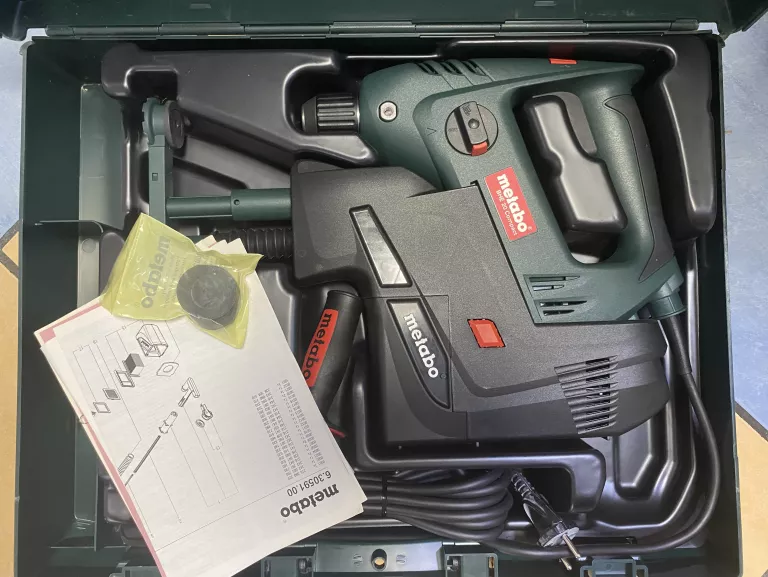 MŁOTO-WIERTARKA METABO BHE 20 IDR