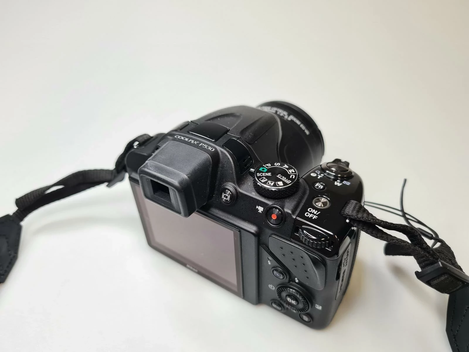 aparat-nikon-coolpix-p530-zoom-optyczny-42