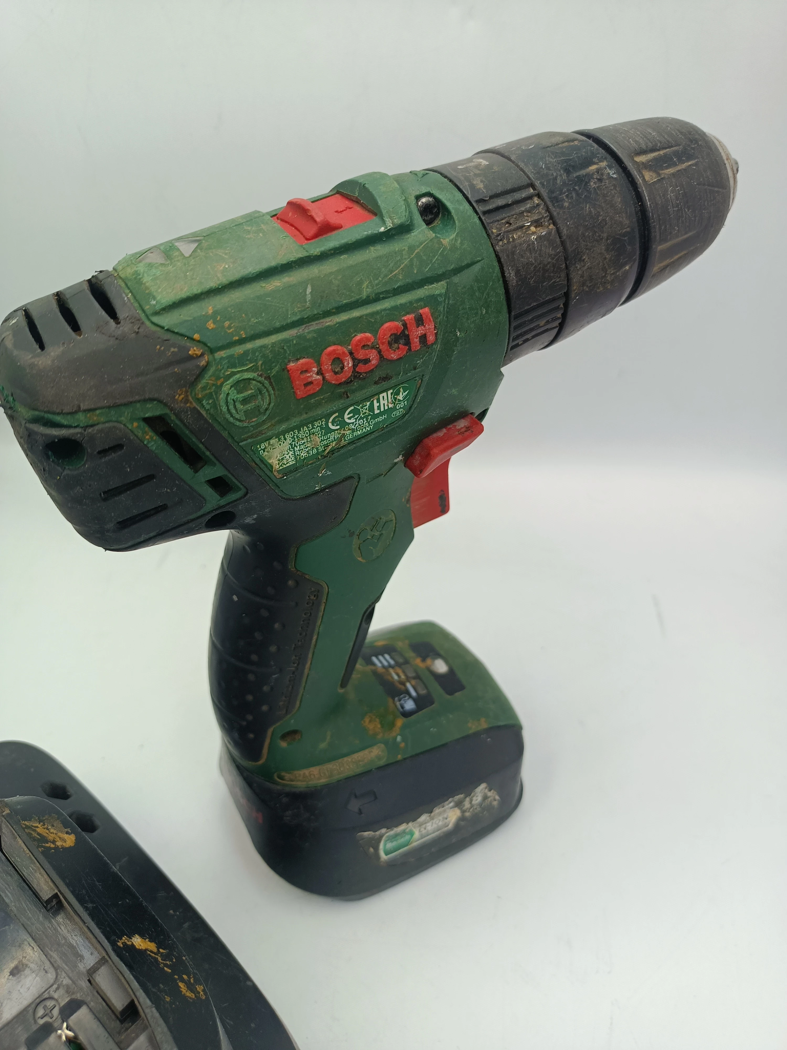 wkretarka-bosch-psb-1800-li-2-2-x-aku-polecamy-ean-gtin-3165140867771