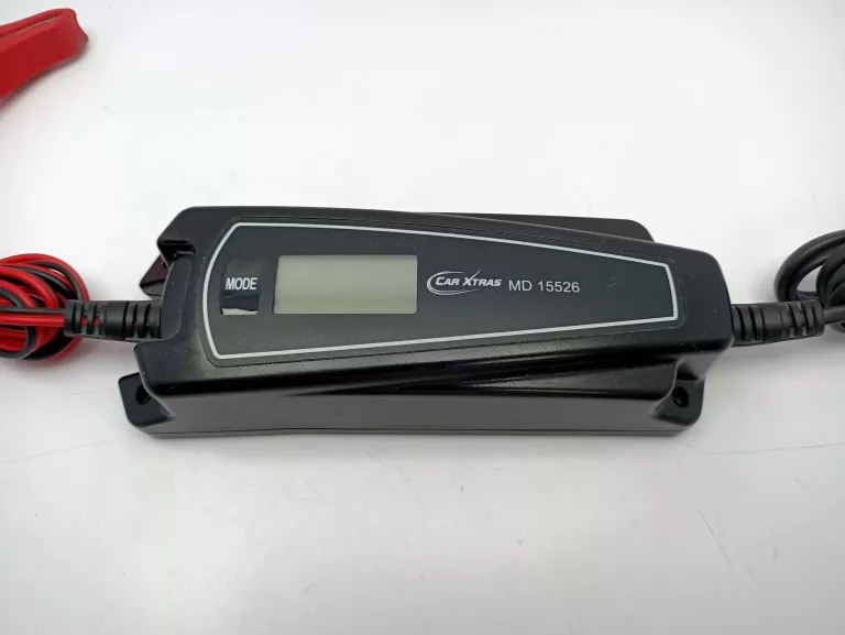 prostownik-car-xtras-md-15526-ladowarka-okazja-natezenie-maksymalne-4