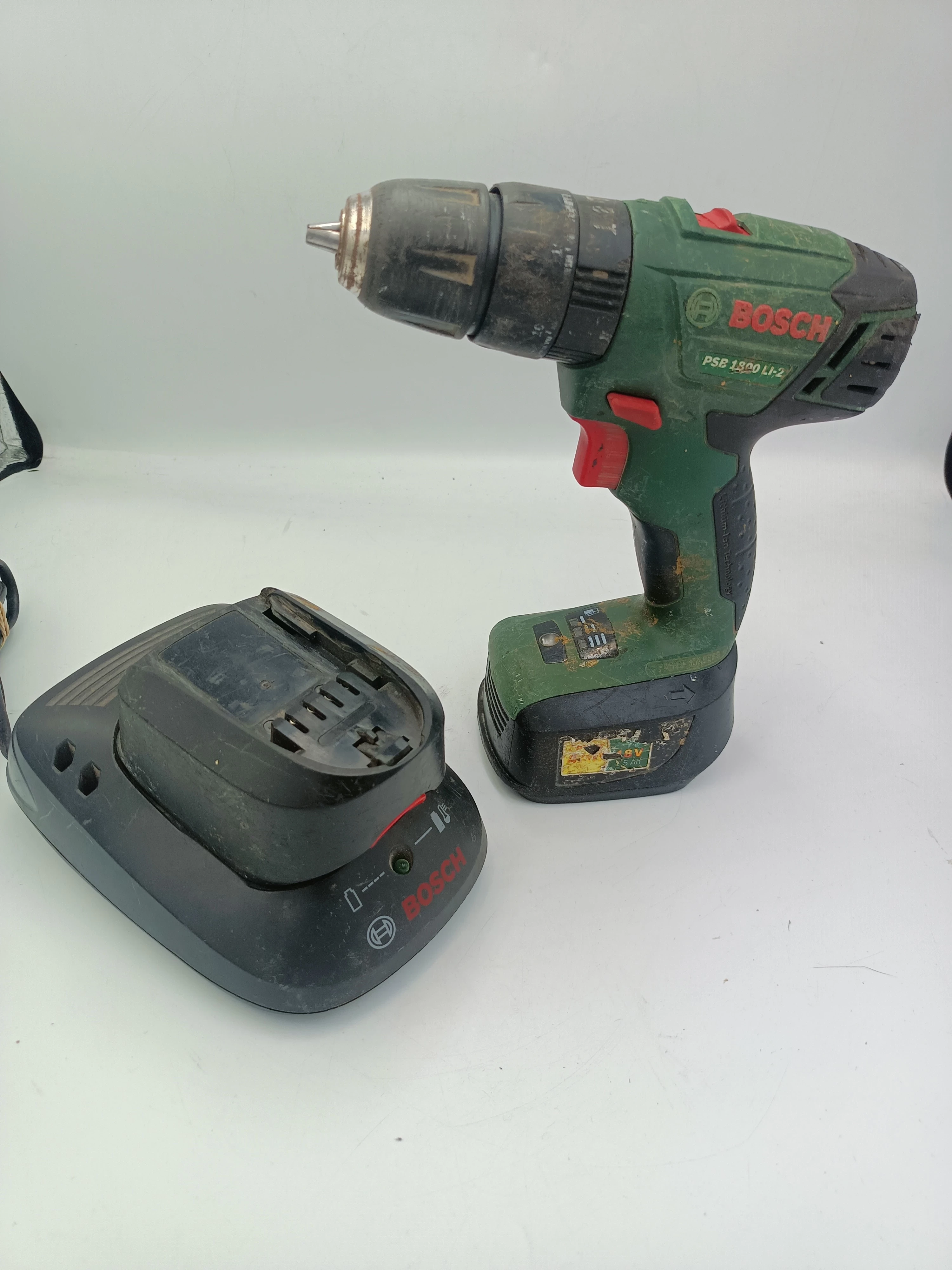 wkretarka-bosch-psb-1800-li-2-2-x-aku-polecamy-product-id-c7553f3c-62ca-49e9-83a6-c4c294f3d859