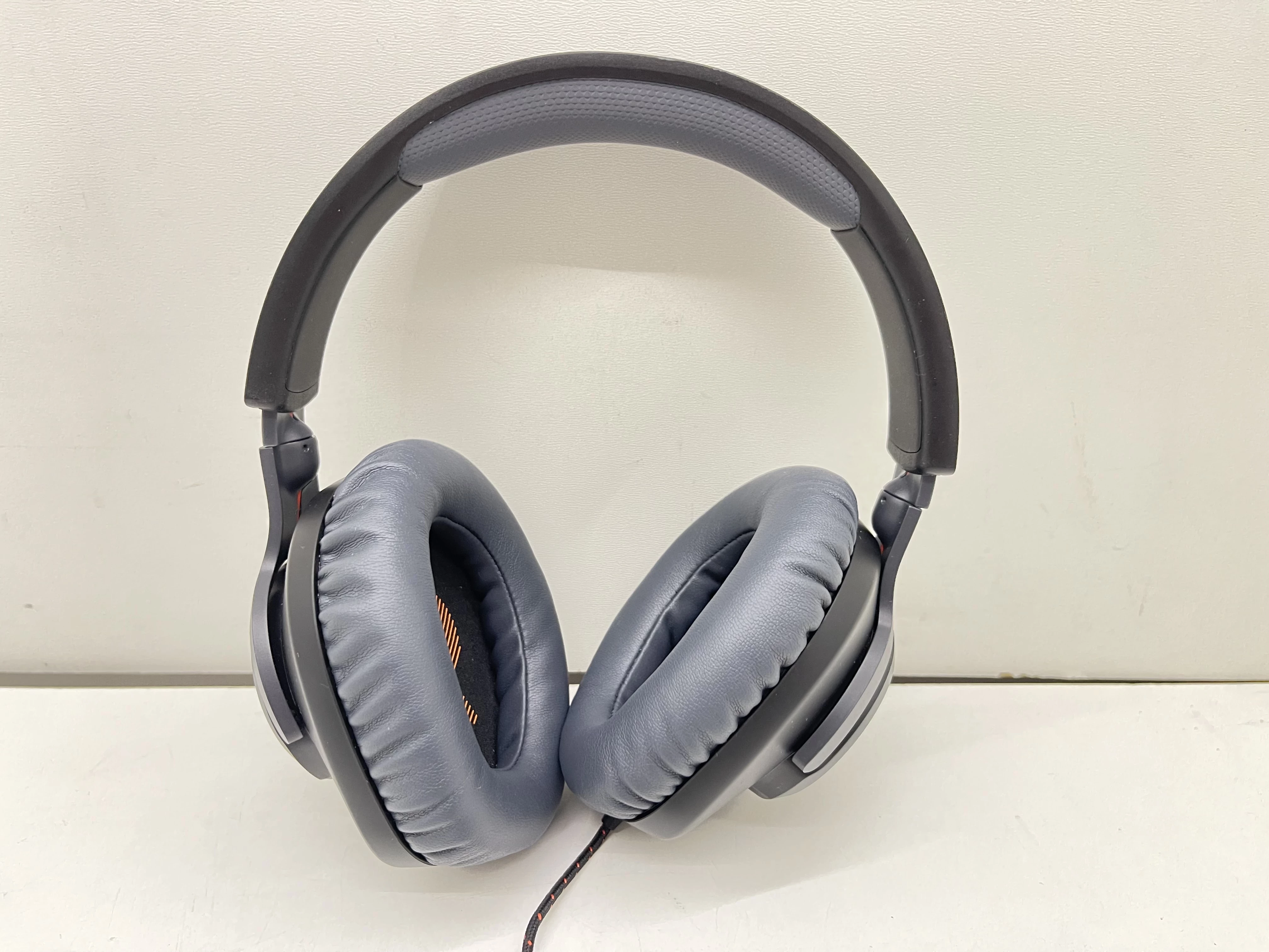 sluchawki-gamingowe-jbl-quantum-100-w-pud-stan-uzywany