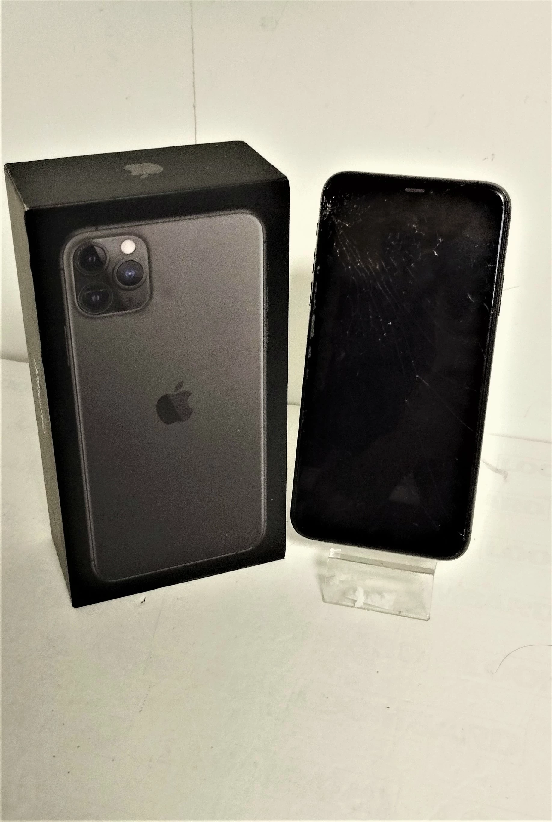 telefon-iphone-11-pro-max-64gb-bat-76-szybka-25-krakow