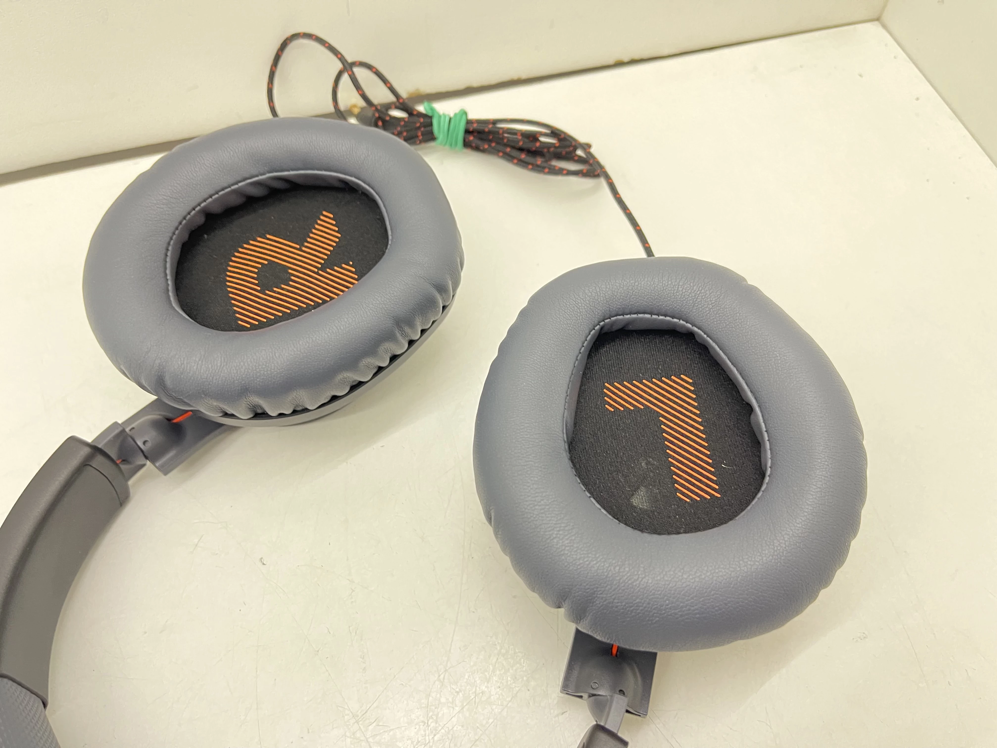 sluchawki-gamingowe-jbl-quantum-100-w-pud-kolor-dominujacy-czarny