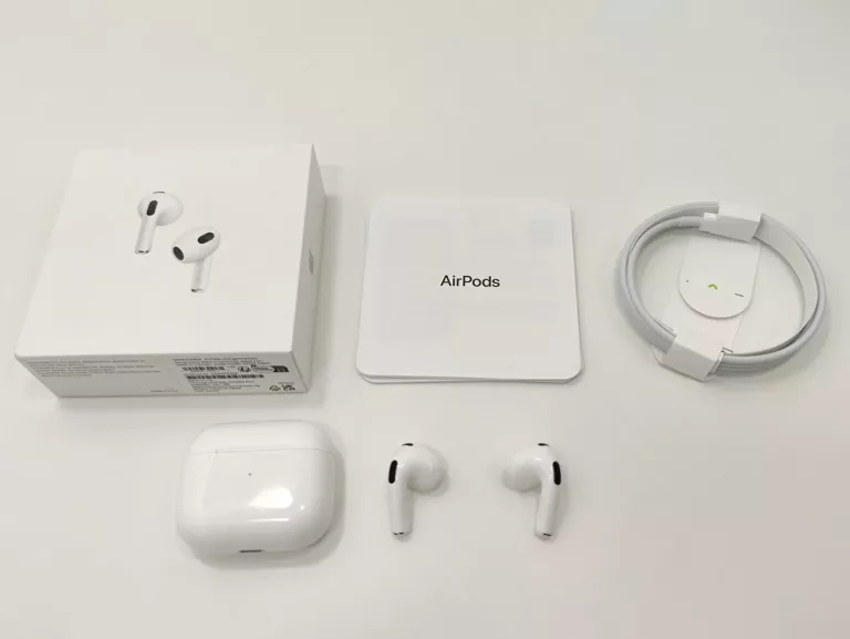 SŁUCHAWKI APPLE AIRPODS 3 GEN MPNY3ZM/A *FINDMY*