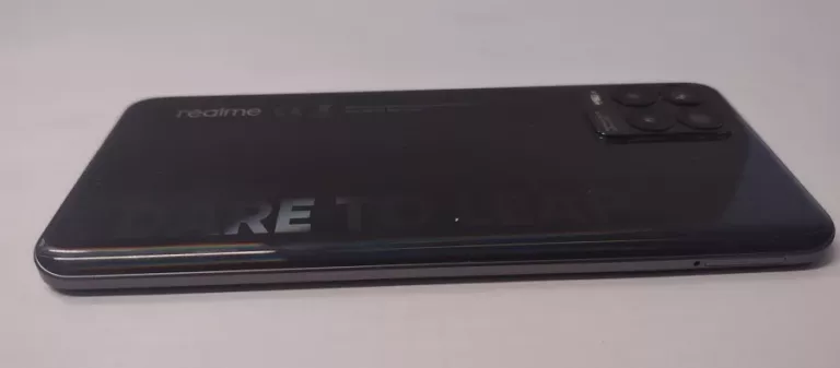 TELEFON REALMI 8
