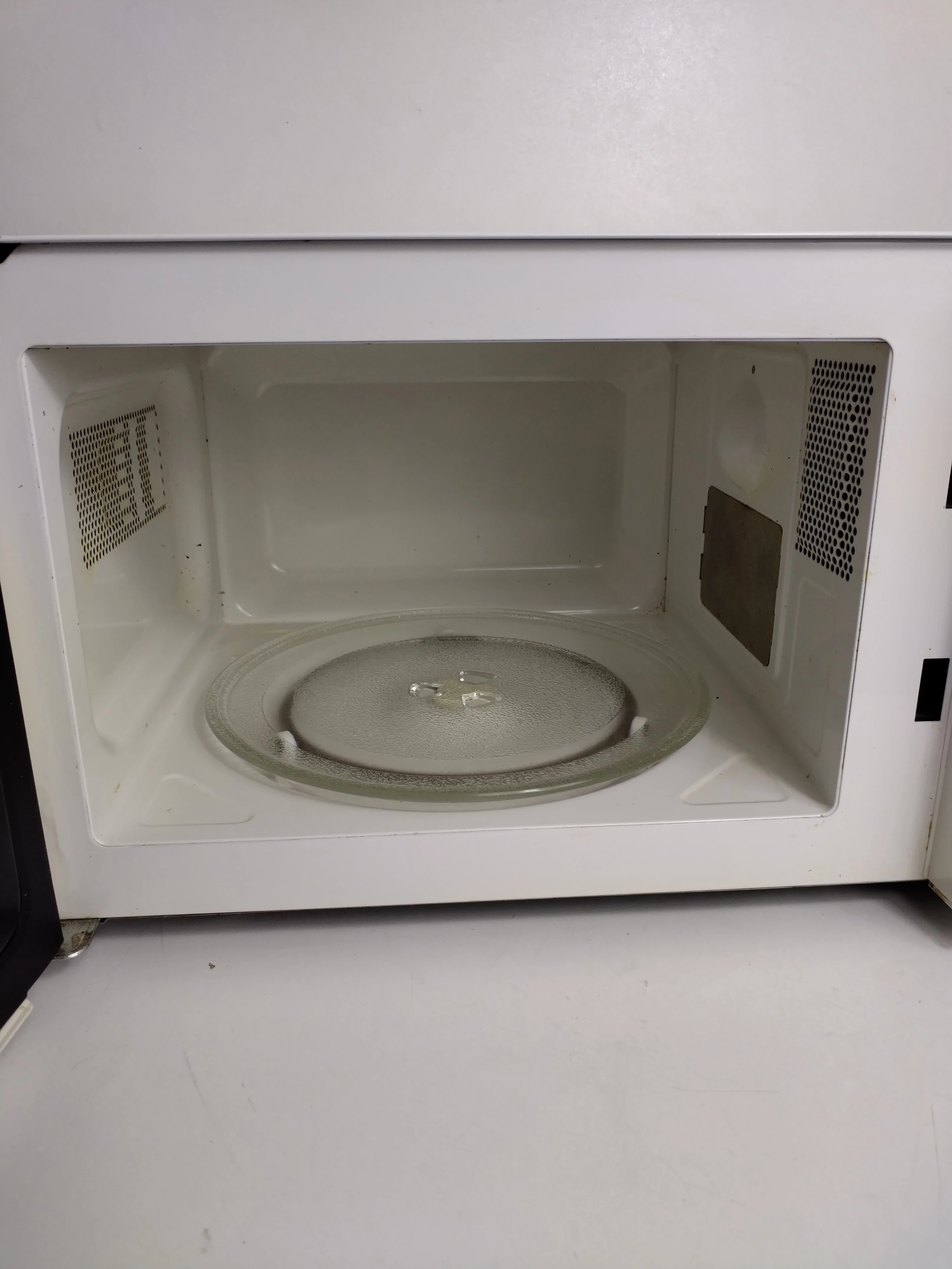 kuchenka-mikrofalowa-zelmer-29z018-ean-gtin-5900215012445