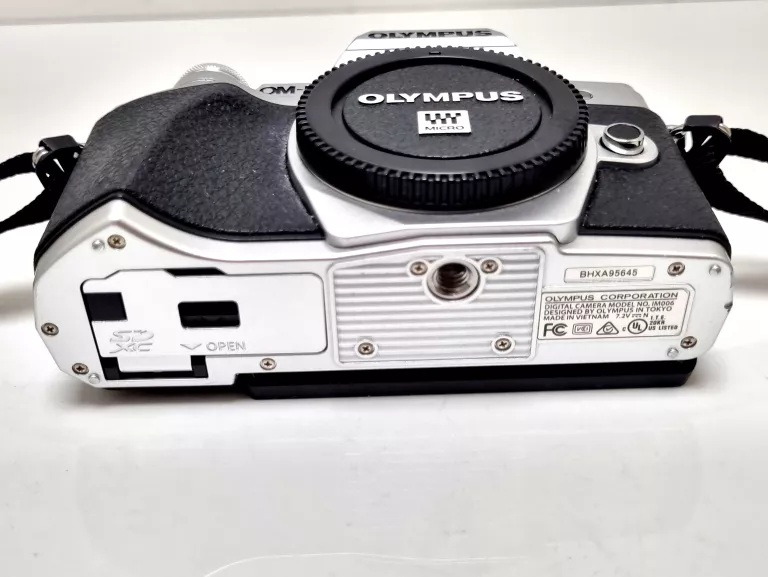 APARAT OLYMPUS OM-D E-M10 MARK III BODY